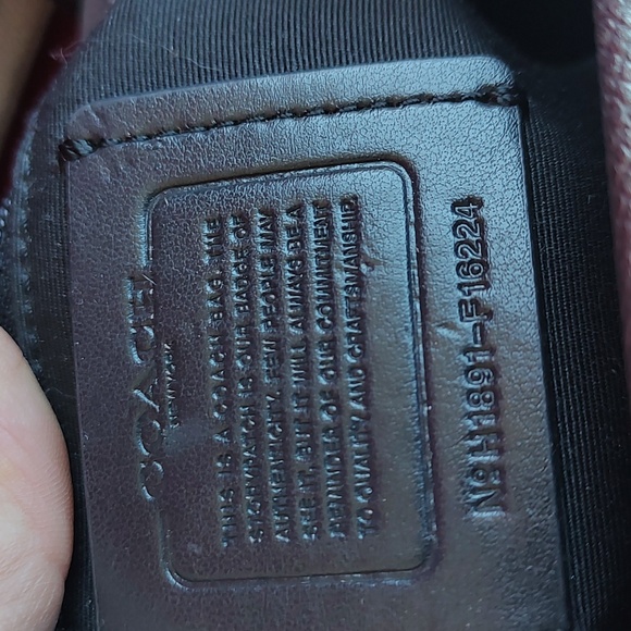 Coach city tote medium metallic silver. excellent used condition. Preloved - Picture 3 of 16